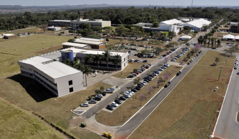 Centro de Competência Embrapii em Tecnologias Imersivas Aplicadas a Mundos Virtuais (AKCIT – Universidade Federal de Goiás)